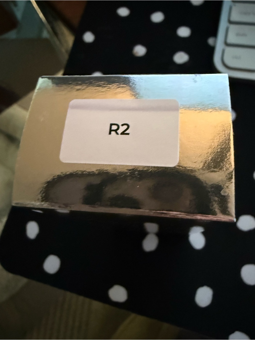 Natasha Denona HY-GLAM FOUNDATION in R2 Fair Light Rosy 30ml - Picture 4 of 6